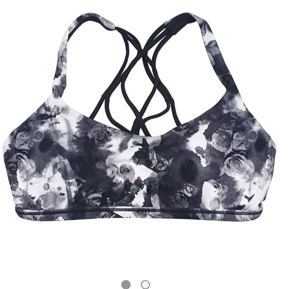Lululemon free to be bra